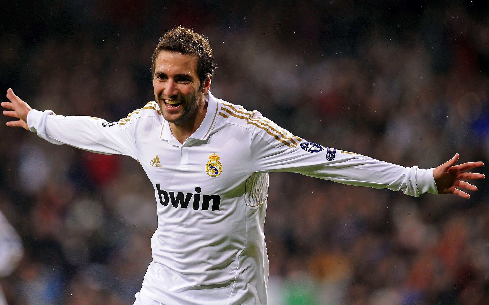 范奥特尔戴克与强敌同场不落下风,范戴克1v2防守